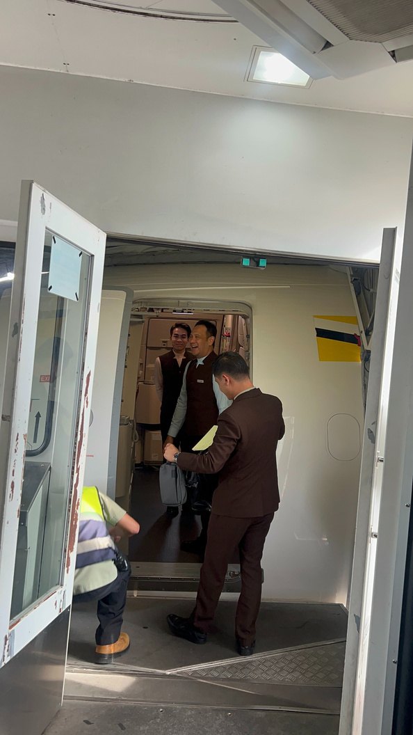 공항 탑승 연결 통로 업무